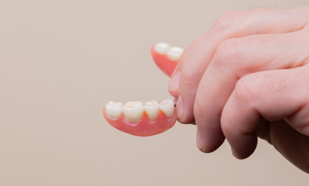 Ankara Ortodonti Uzmanı - İnvisalign Plaklarının Temizliği