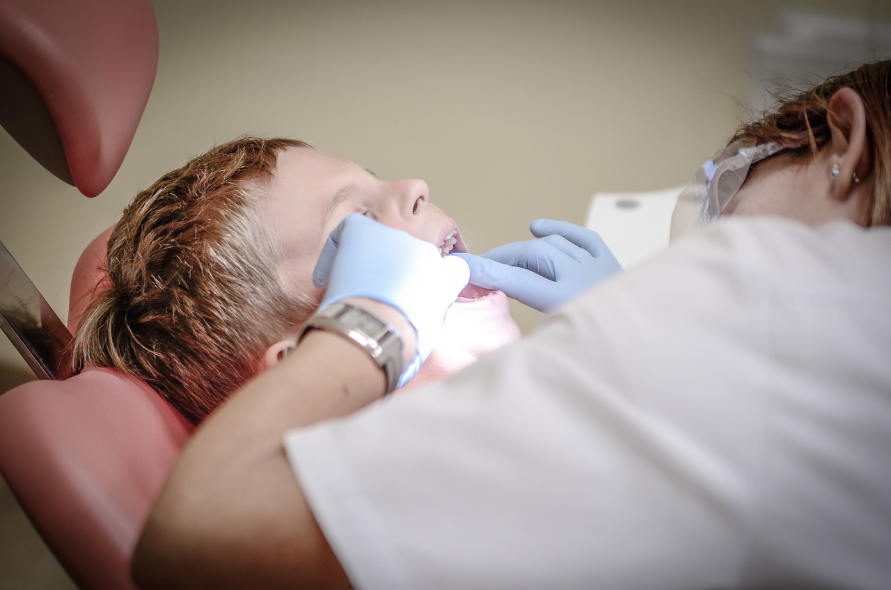Ankara İnvisalign - Invisalign Plaklarının Hijyenik Saklanması